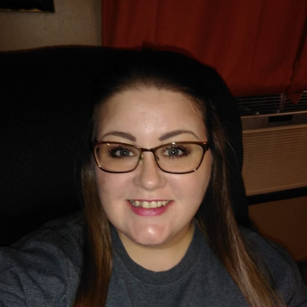 Meet your Posher, Emily